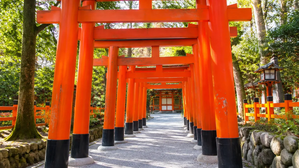 上賀茂神社で見ておきたいのは?立砂から国宝本殿までの解説画像