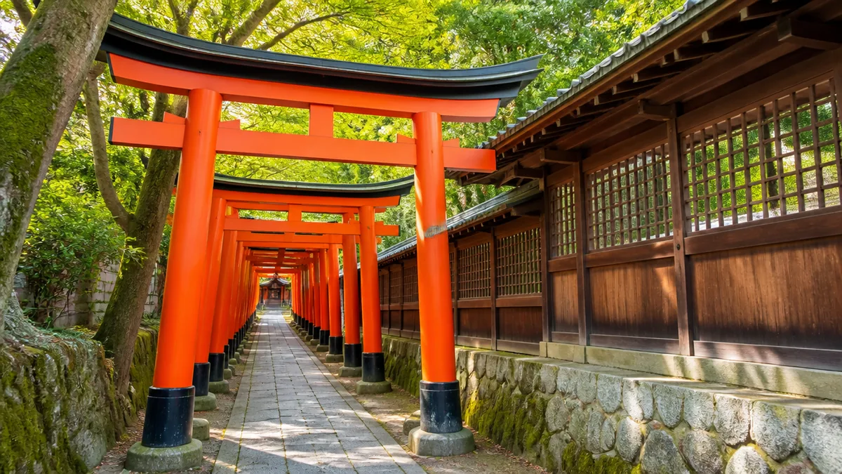 何時に行くと時間が読みやすい?24時間参拝と社務所9:00〜17:00の使い分けの解説画像