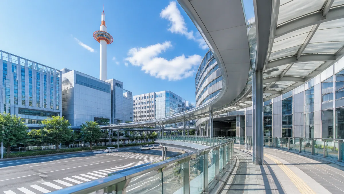 京都駅・梅小路京都西駅・バス、どの行き方が早い?の解説画像