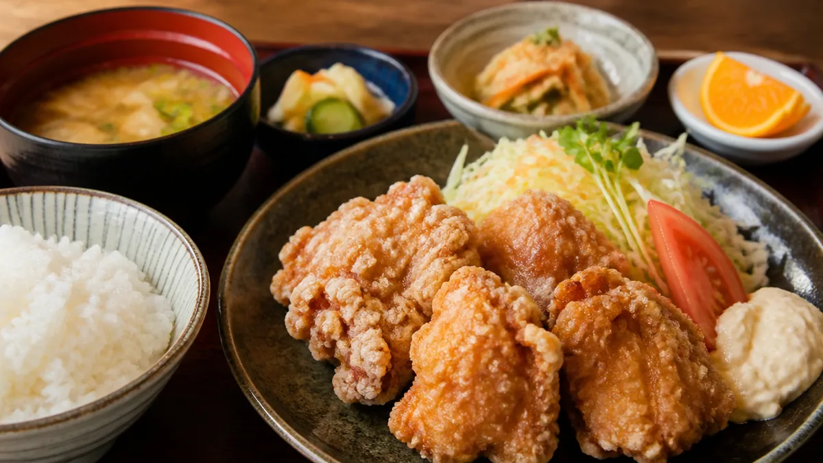 福知山ランチ 安いのは郊外｜日替わり770円・週替わり850円の4軒を曜日で比較のアイキャッチ画像